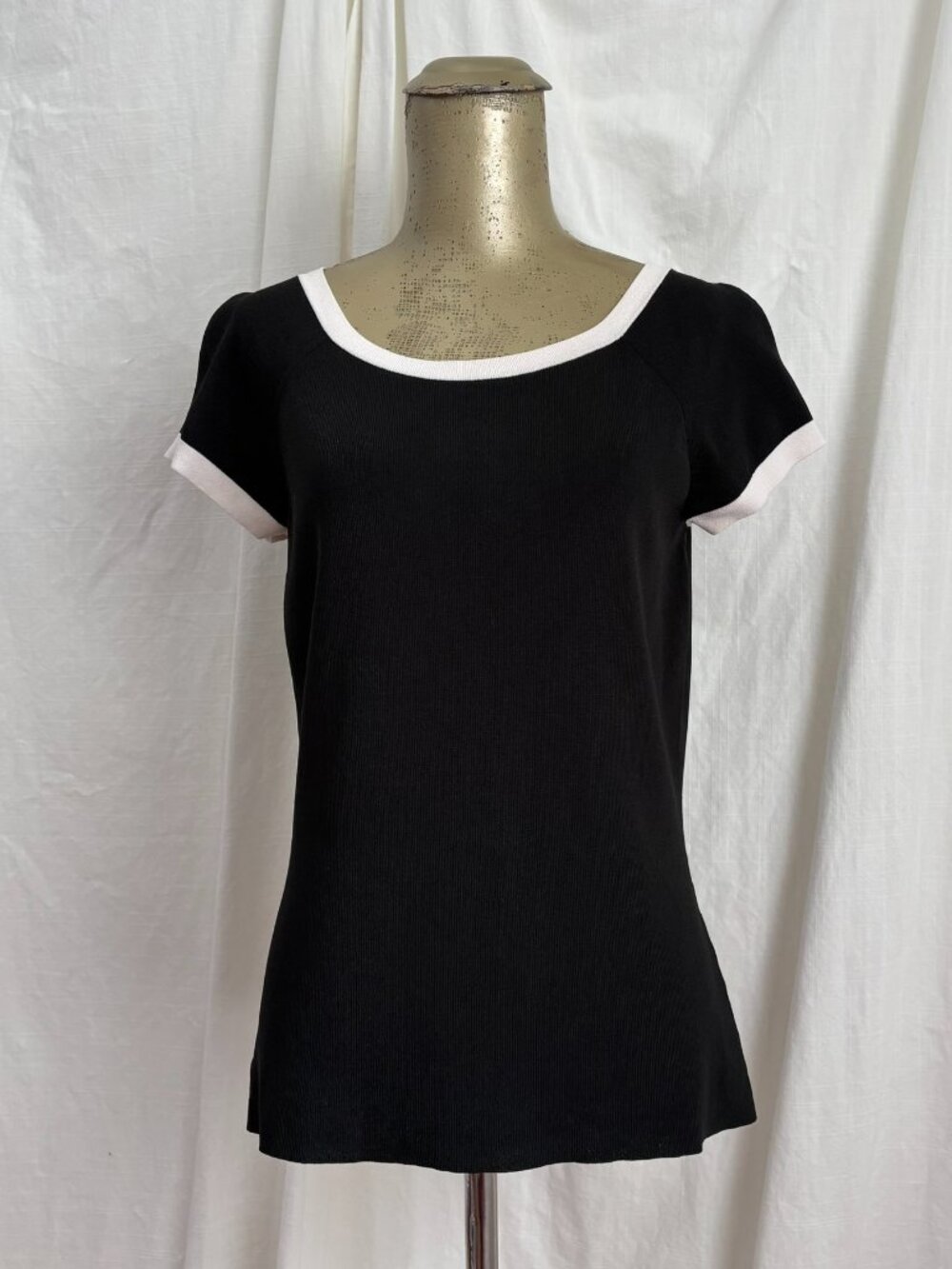 Vintage 90s Ann Taylor Black & White Short Sleeve Knit Top M Minimalist Chic